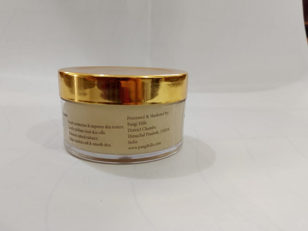 Pangi Hills apricot cream packaging back